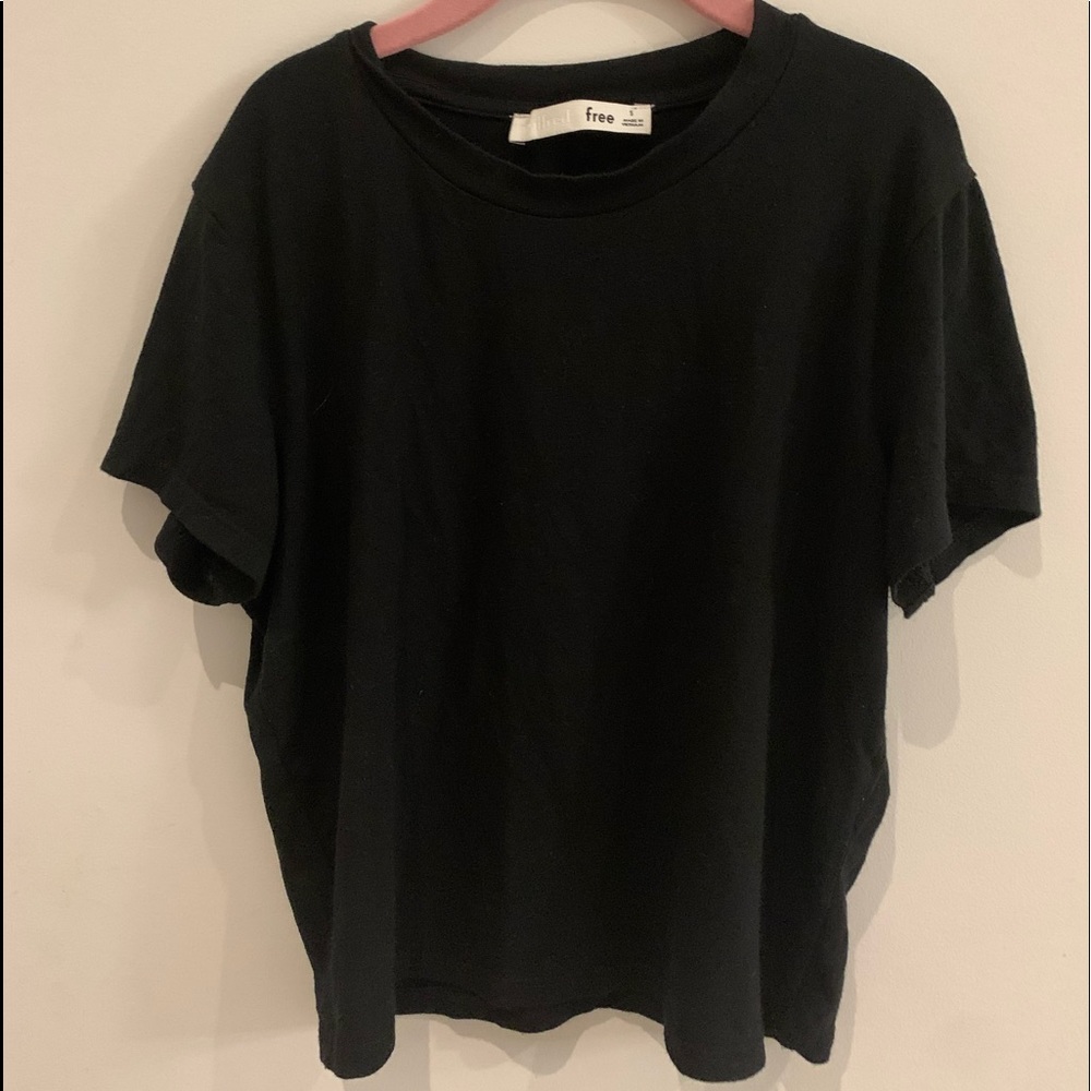 aritzia shirt